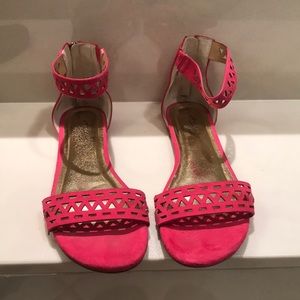 Pink sandals by Thalia Sodi Jacey